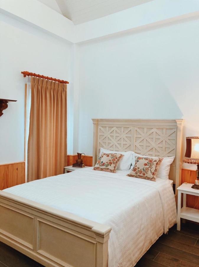 Baroque Boutique Resort Ranong Exterior photo